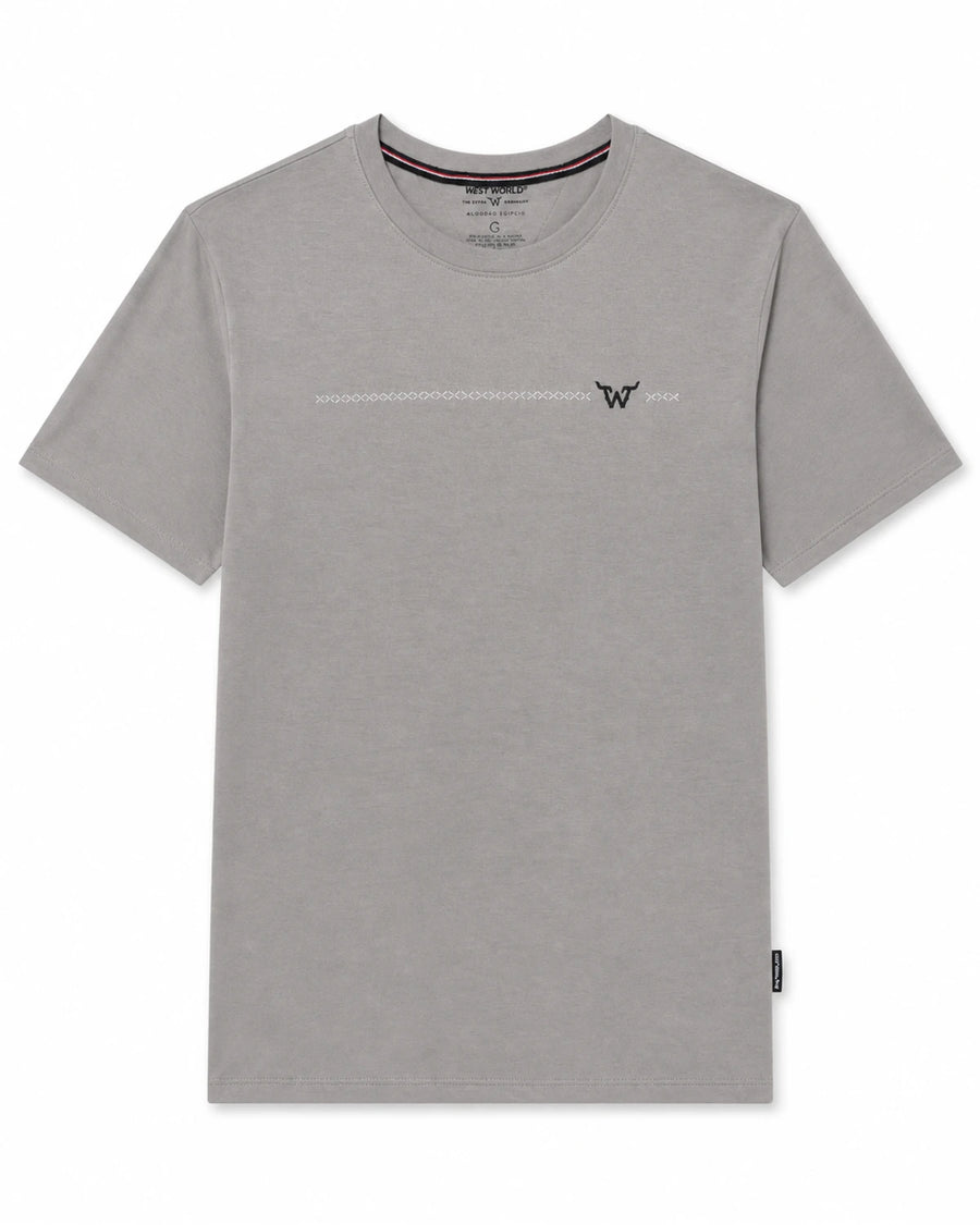 Camiseta West World cinza com bordado minimalista, vista frontal